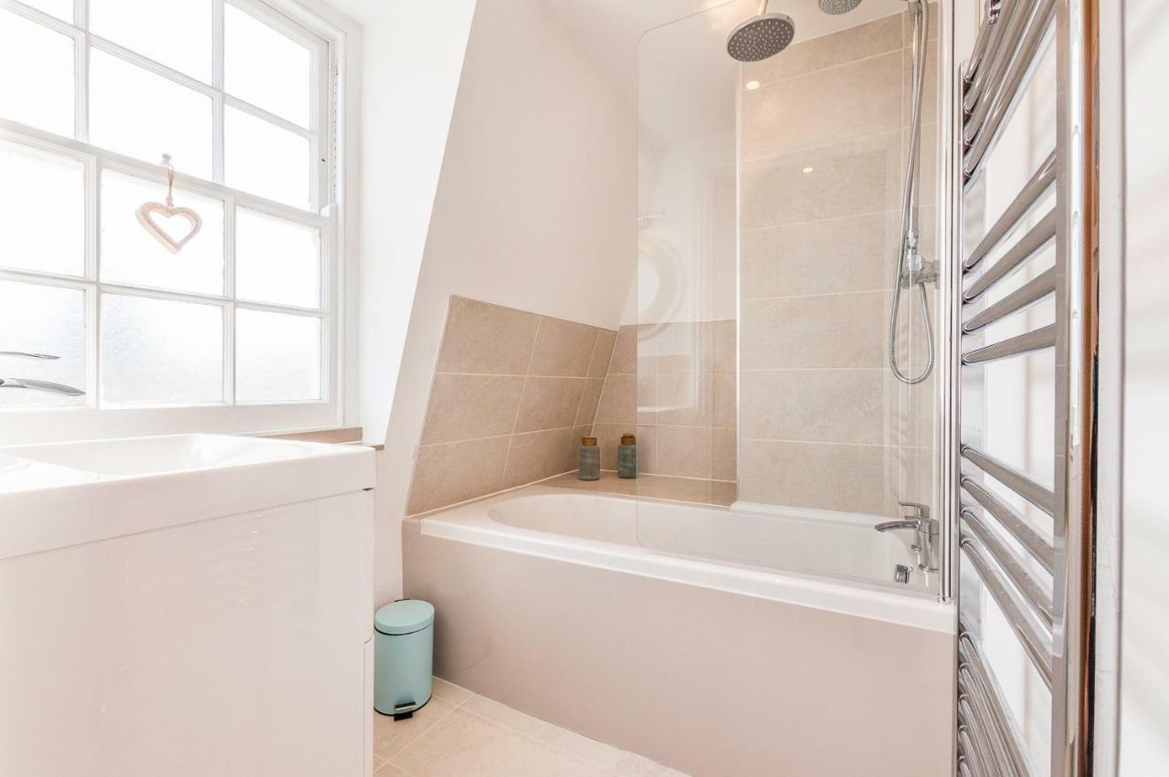 Pure B - Exceptional Views Of Tamar & Royal William Yard With Free Parking & Wifi Apartment Plymouth Exterior foto