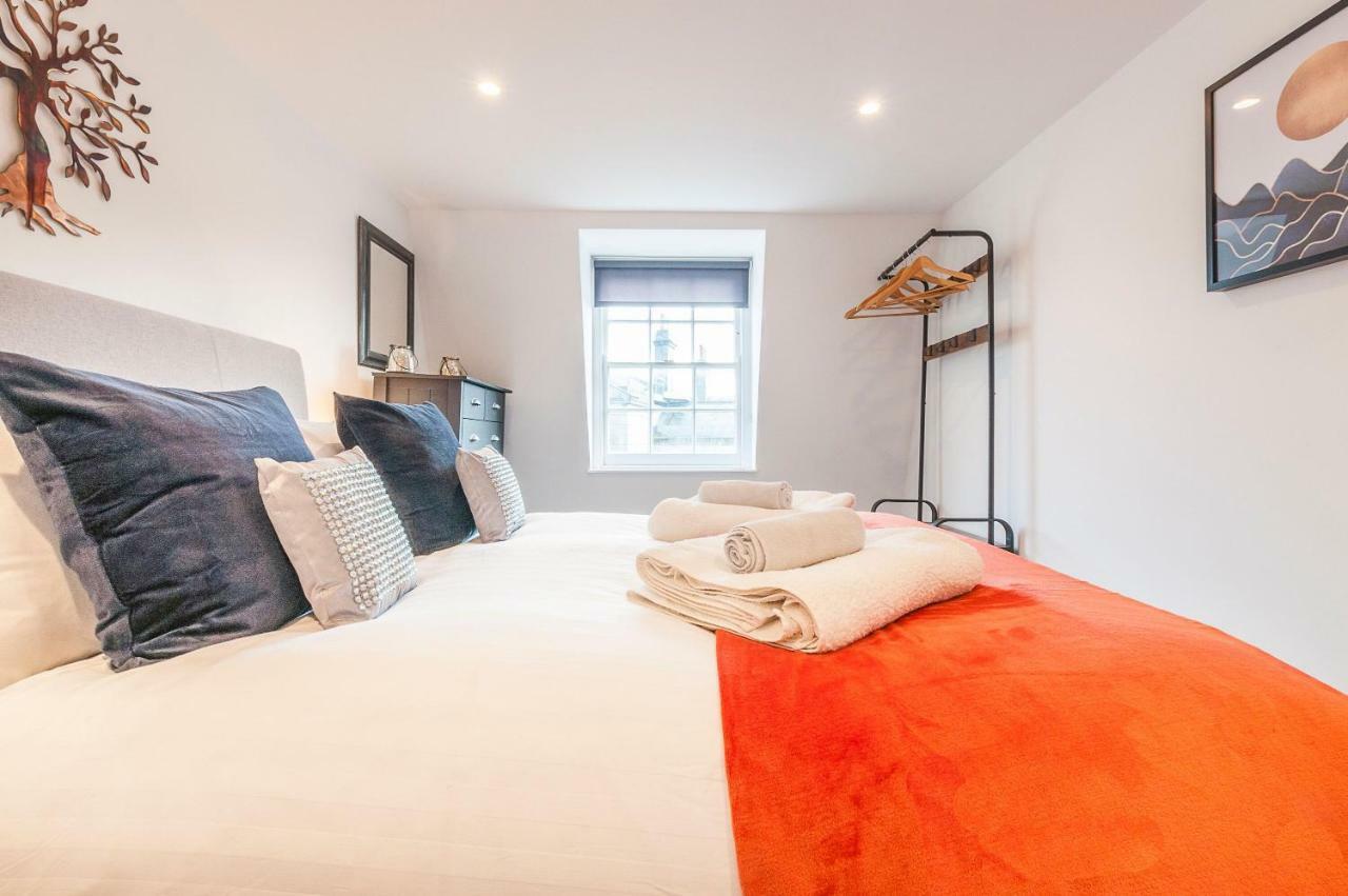 Pure B - Exceptional Views Of Tamar & Royal William Yard With Free Parking & Wifi Apartment Plymouth Exterior foto