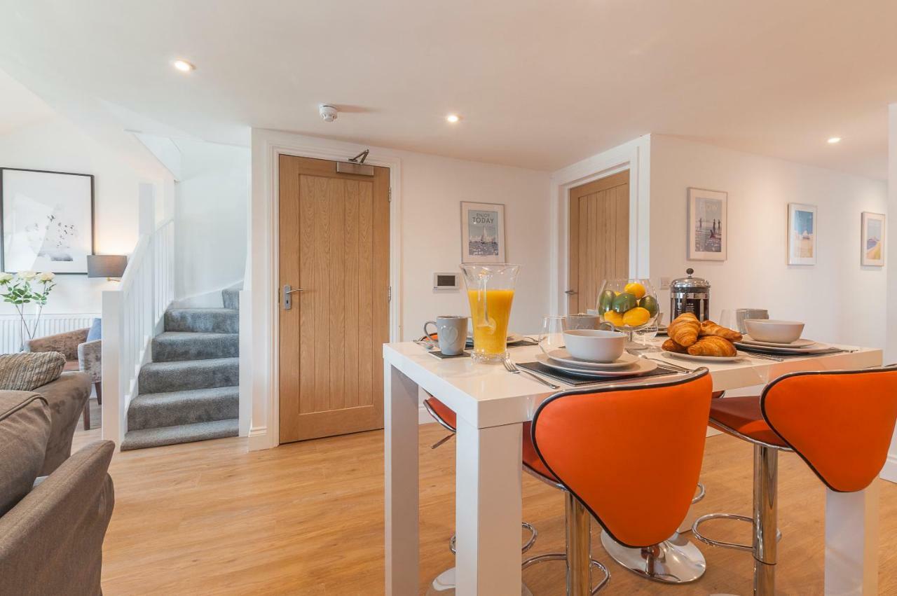 Pure B - Exceptional Views Of Tamar & Royal William Yard With Free Parking & Wifi Apartment Plymouth Exterior foto
