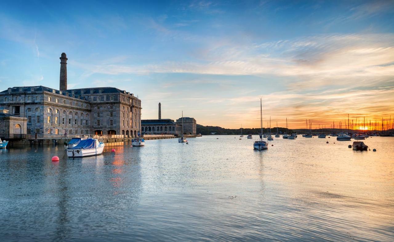 Pure B - Exceptional Views Of Tamar & Royal William Yard With Free Parking & Wifi Apartment Plymouth Exterior foto